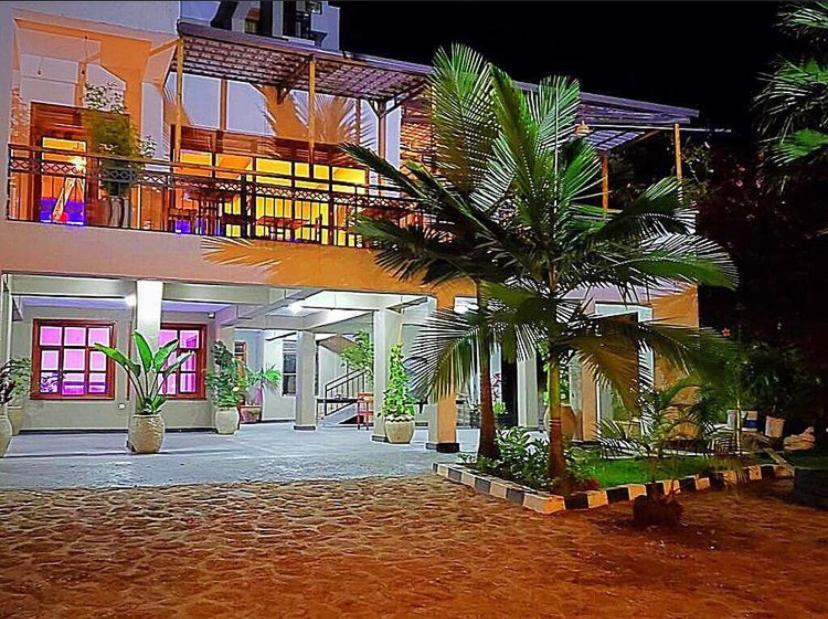 Asante Hotel جيسايني المظهر الخارجي الصورة